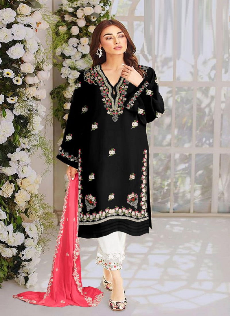 Safa Fashion 1025 Readymade Pakistani Suits Catalog
